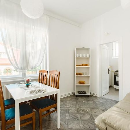 M&F Apartment Braşov Esterno foto